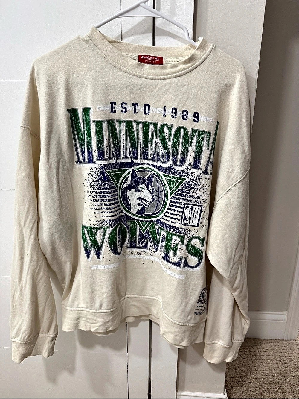 Mitchell & Ness Minnesota Timberwolves Sweatshirt Women’s Size Large